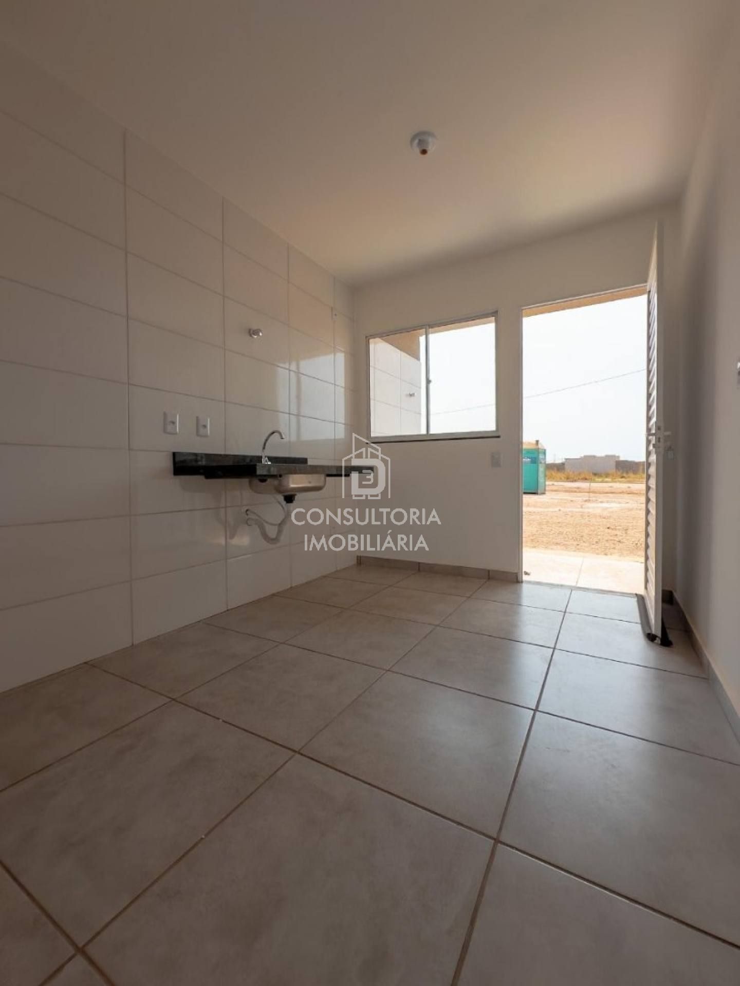 ALUGA-SE CASA NO BAIRRO NOVO MUNDO