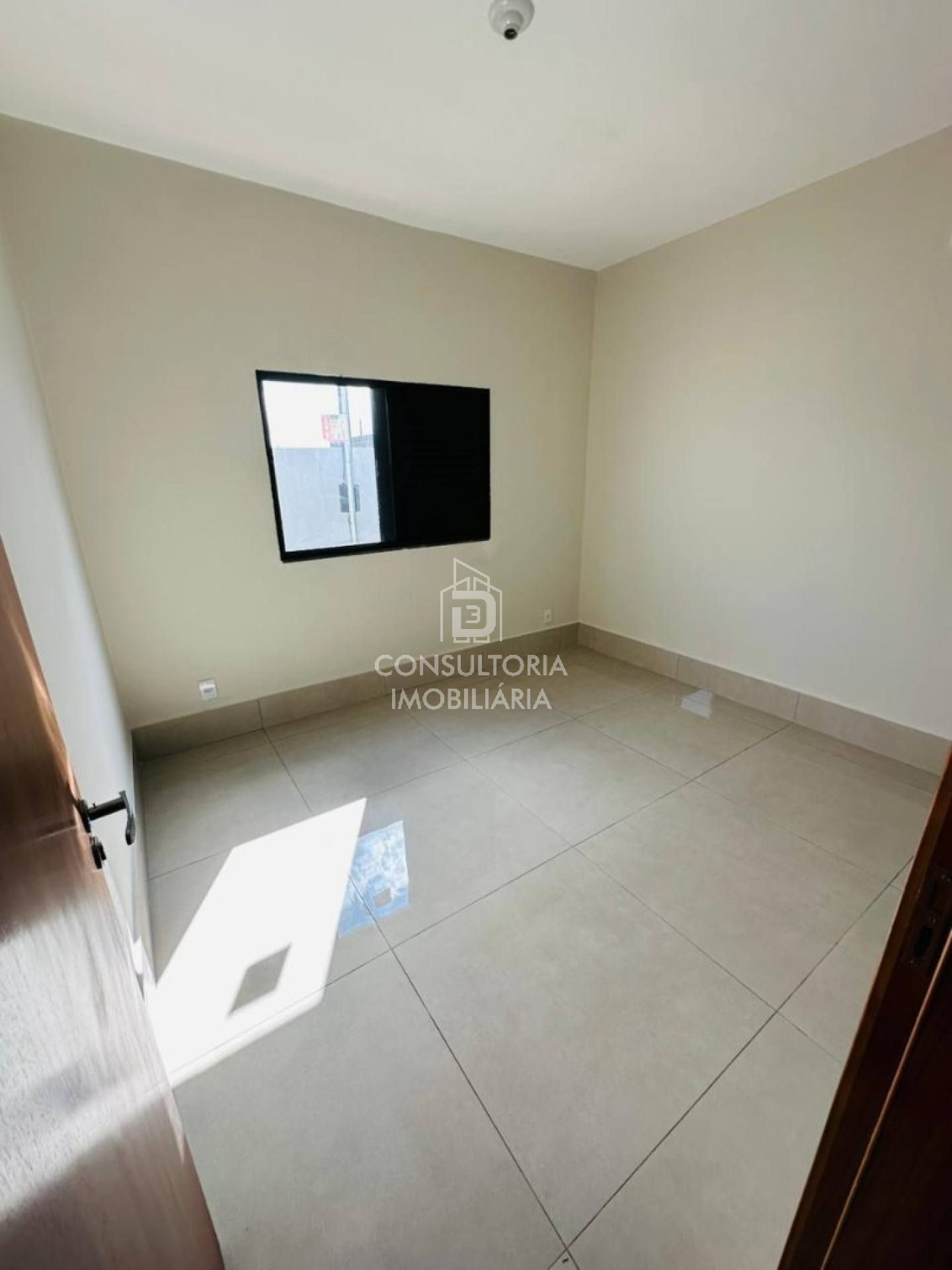 CASA BAIRRO CHAPEU DO SOL