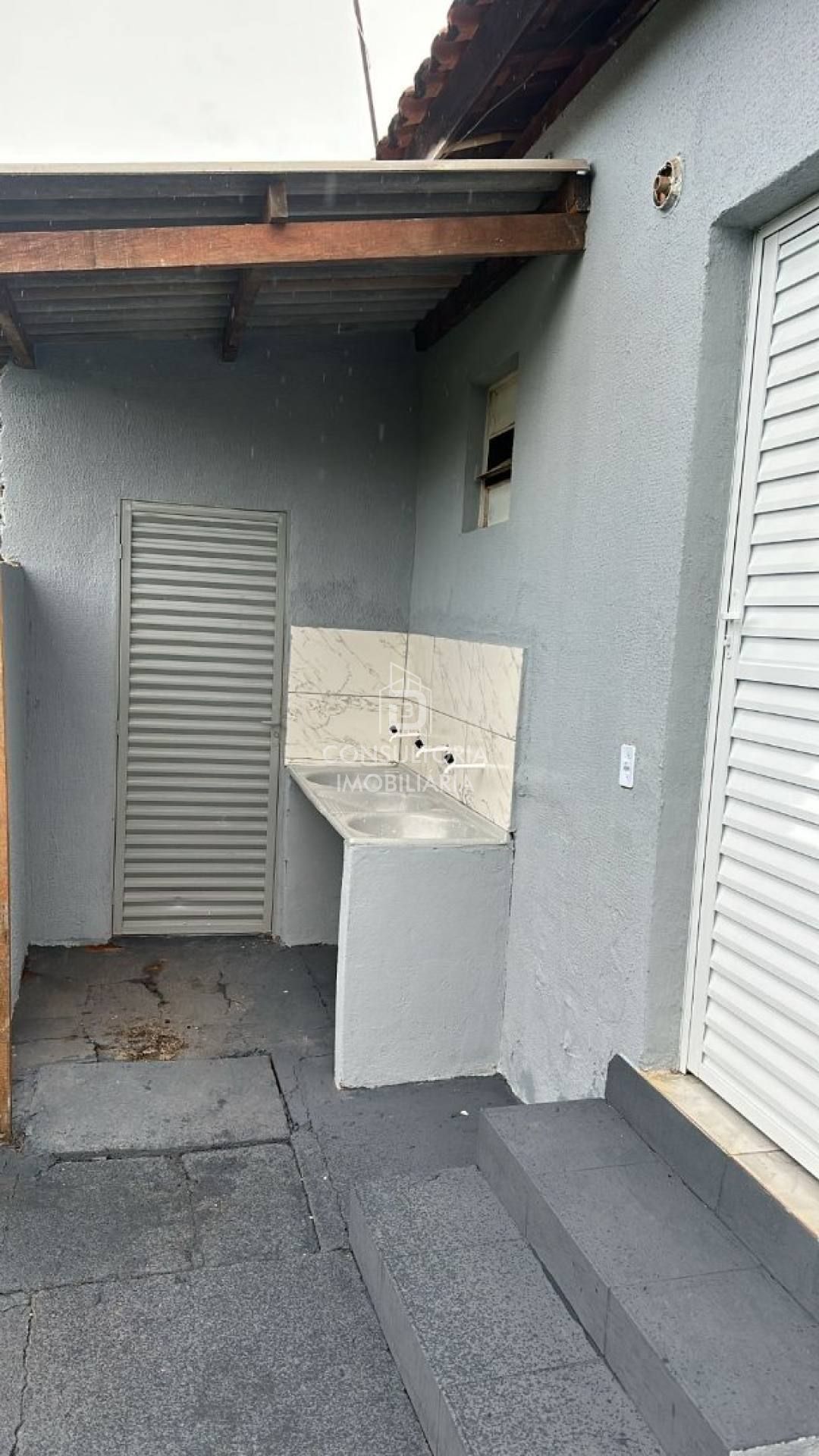 CASA BAIRRO JARDIM DOS ESTADOS