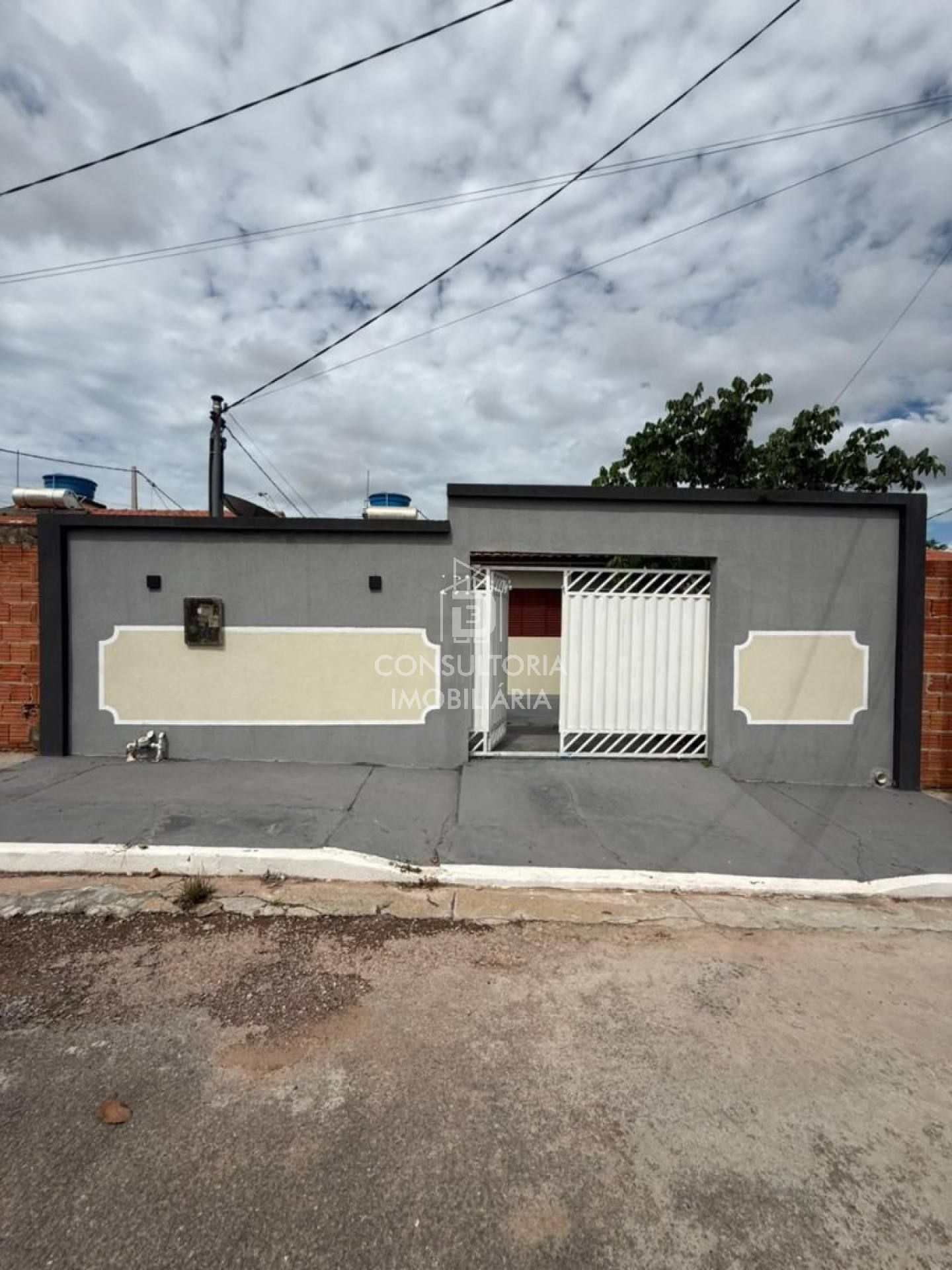 CASA BAIRRO FRANCISCA LOUREIRO BORBA