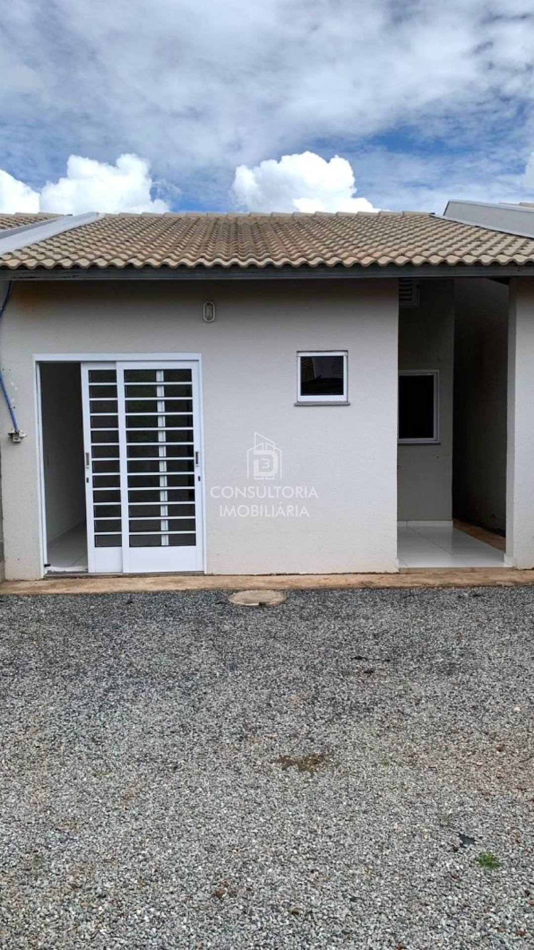 Casa Para Vender com 2 quartos (sendo 1 suíte) no bairro nova fronteira em Várzea Grande