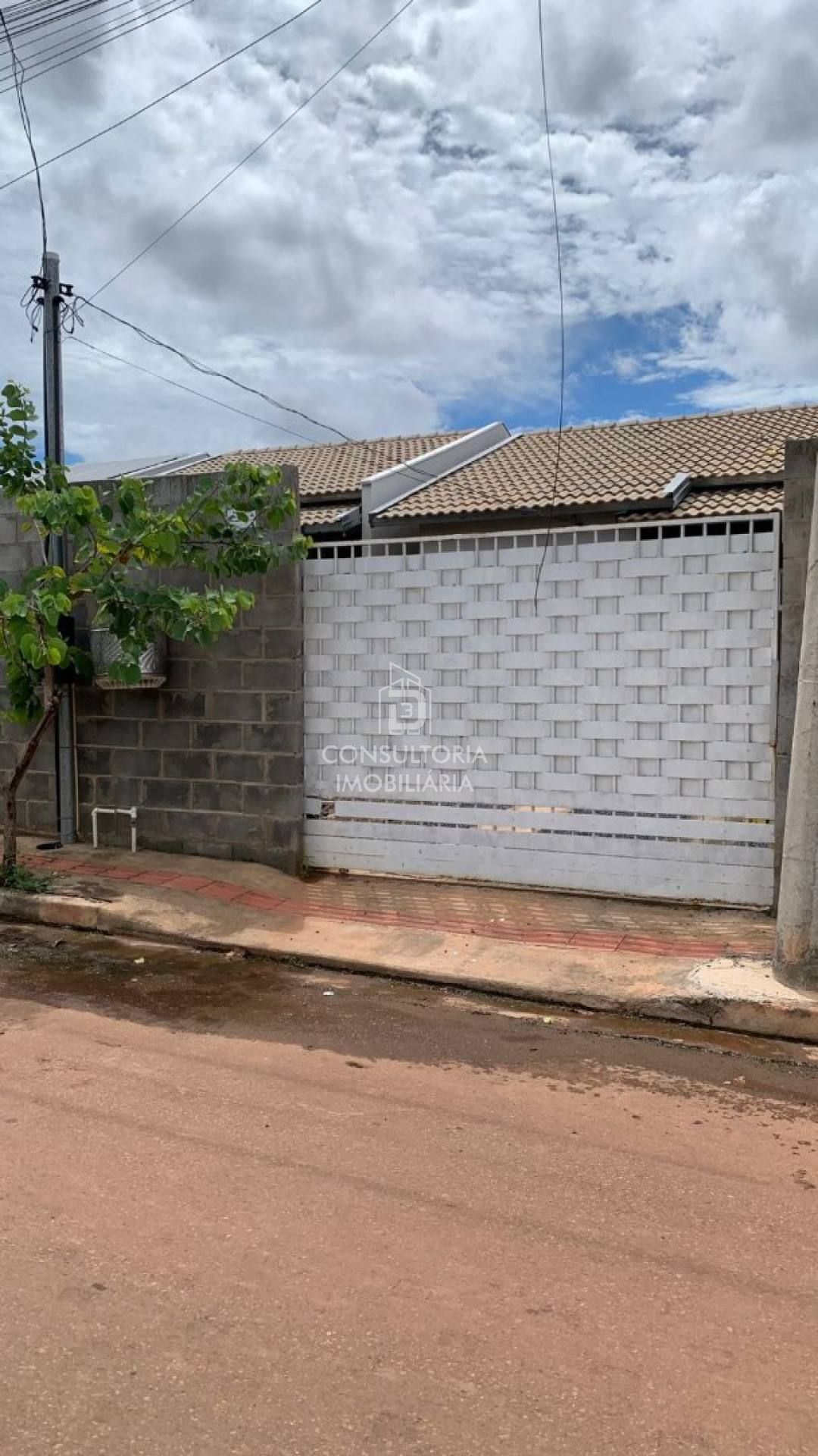Casa Para Vender com 2 quartos (sendo 1 suíte) no bairro nova fronteira em Várzea Grande