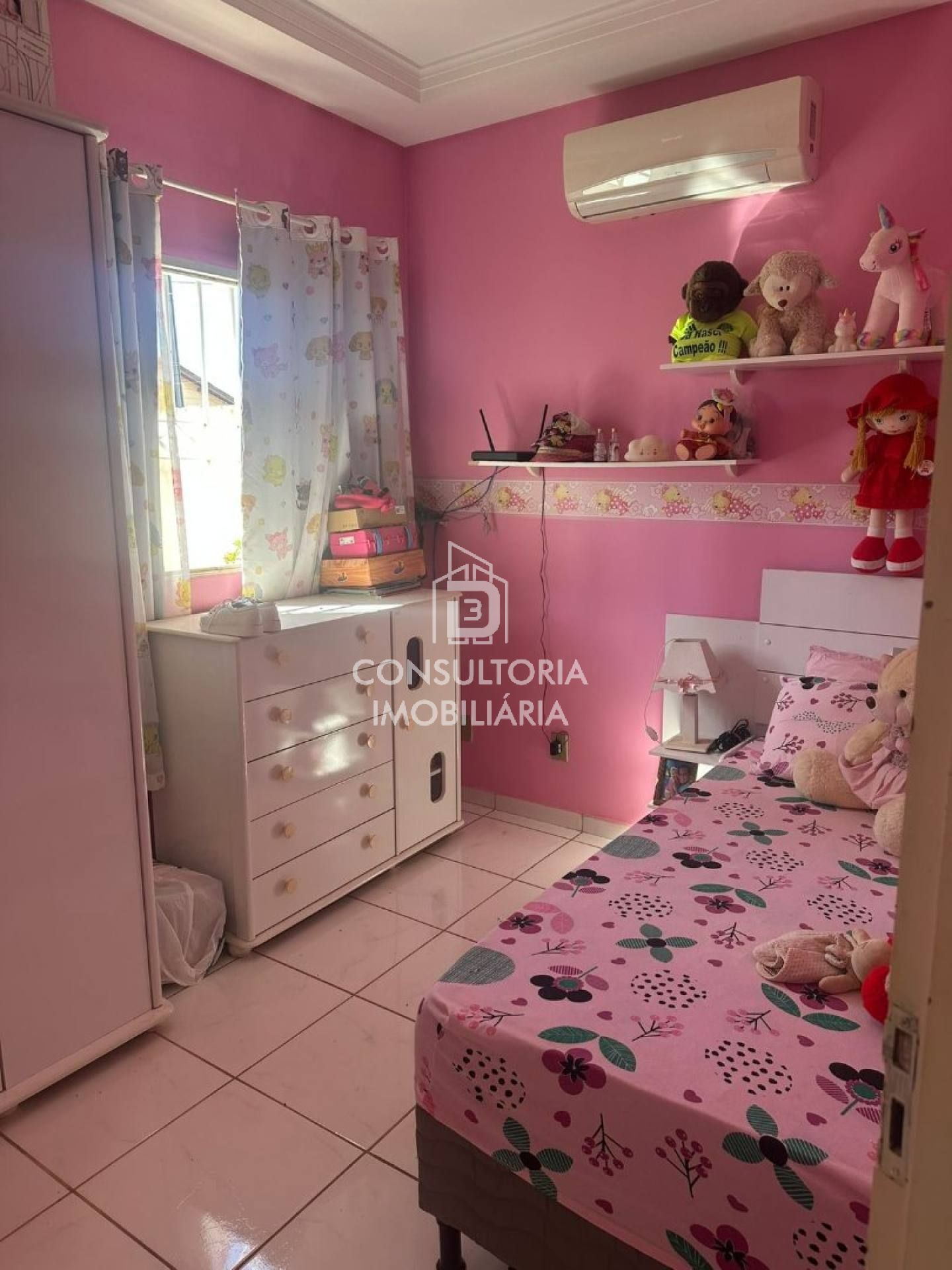 CASA  RESIDENCIAL CLOVIS VETTORATO BAIRRO CHAPEU DO SOL