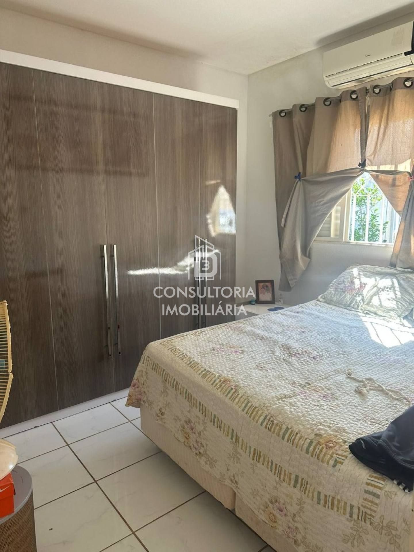 CASA  RESIDENCIAL CLOVIS VETTORATO BAIRRO CHAPEU DO SOL