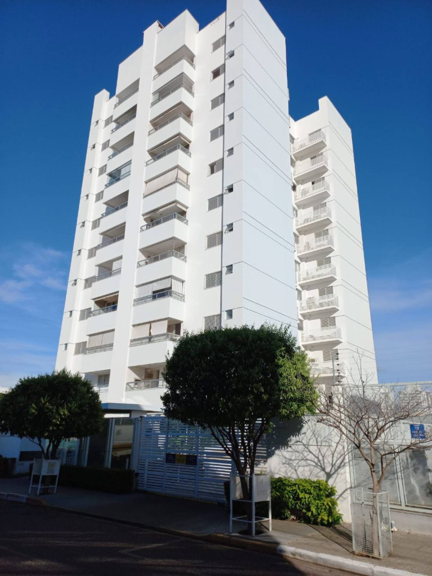 APARTAMENTO EDIFICO BAIA BLANCA