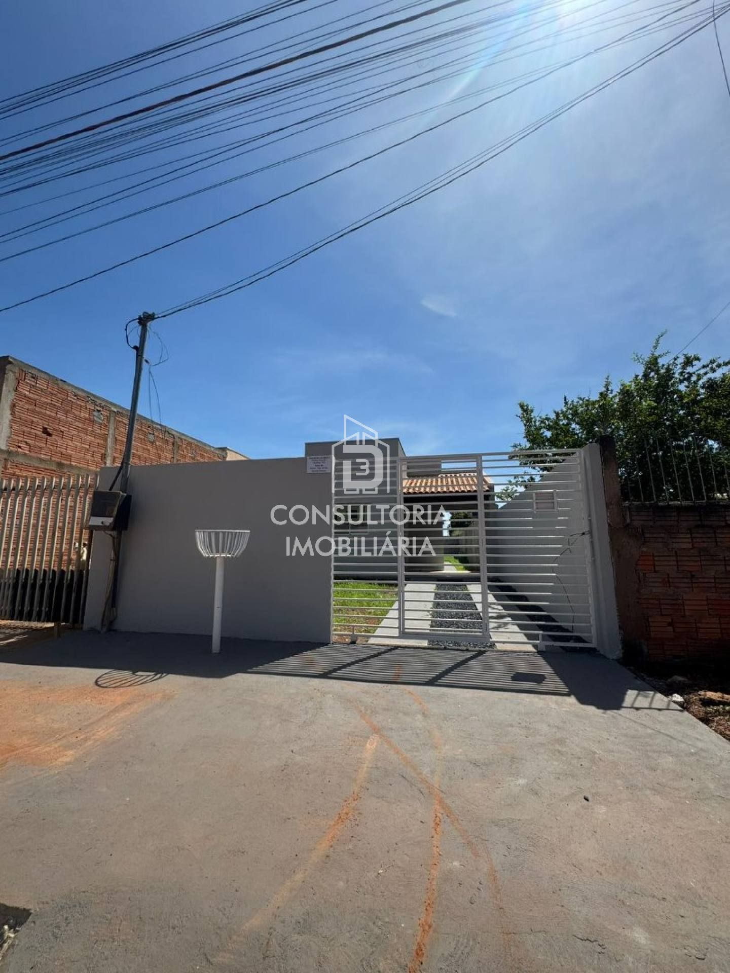 CASA  BAIRRO SAO SIMAO