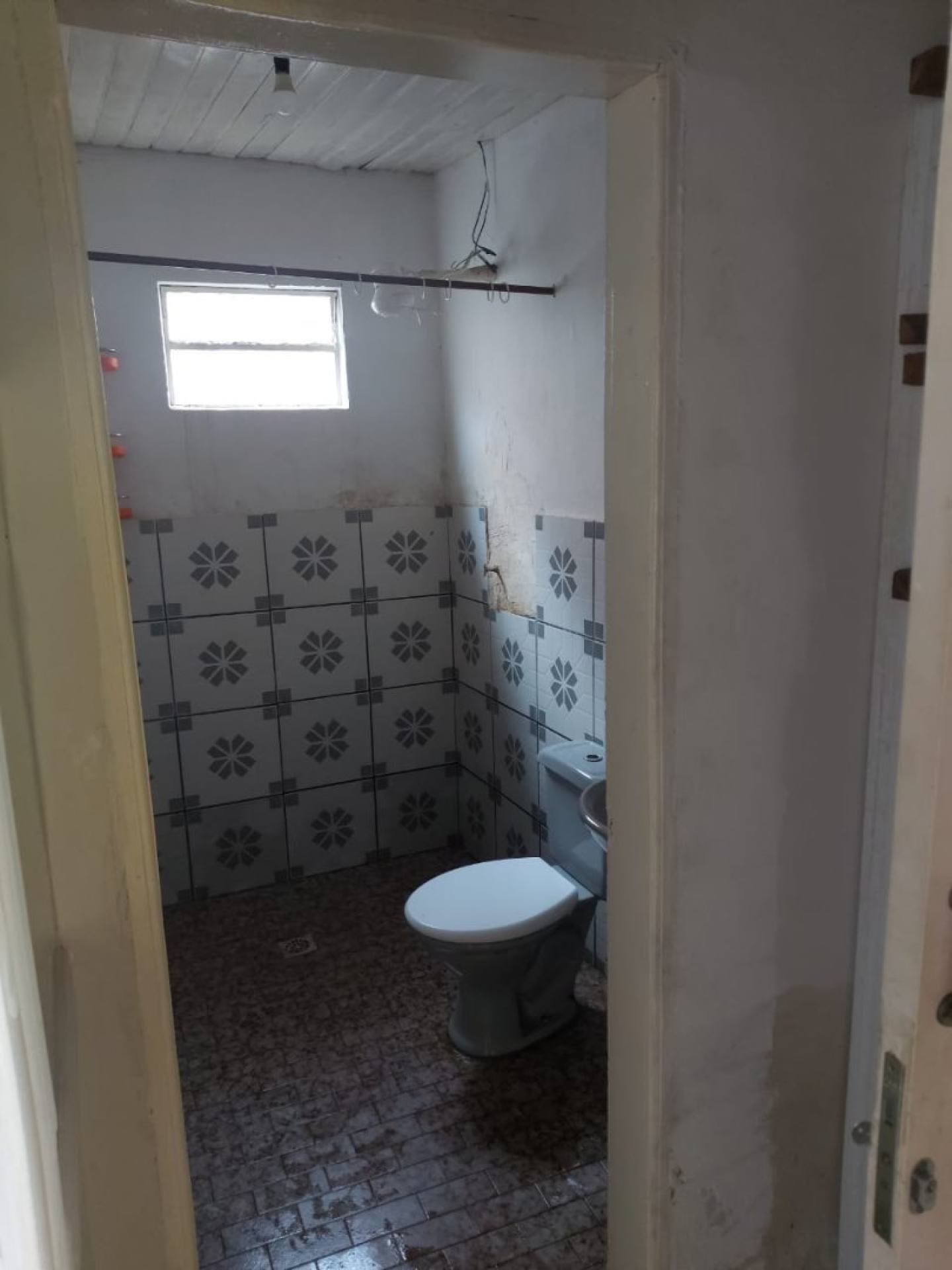CASA NA REGIAO DO CRISTO REI