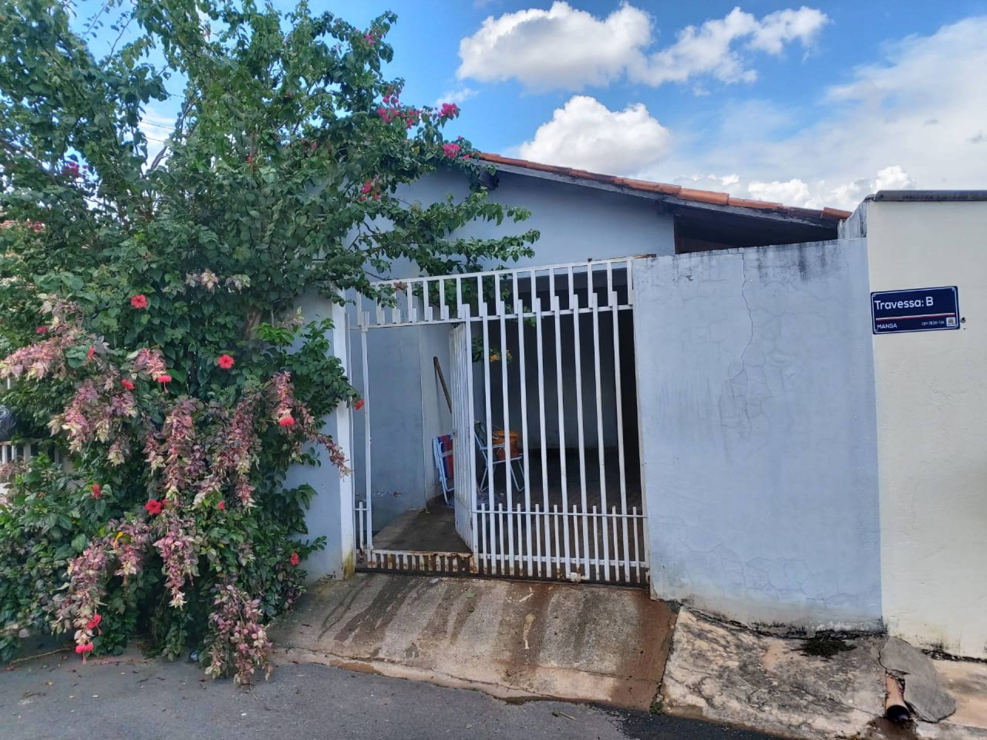 CASA NA REGIAO DO CRISTO REI