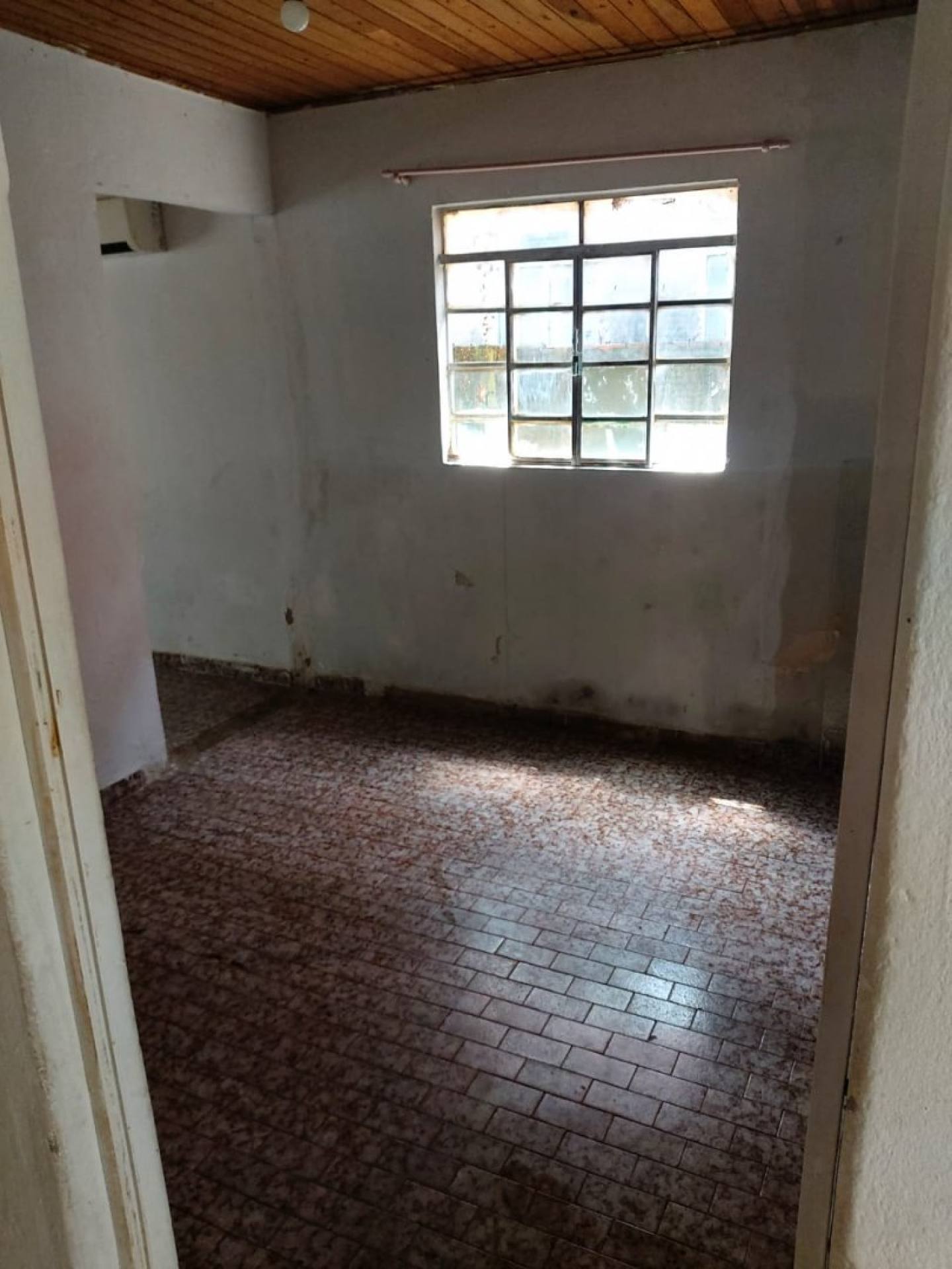 CASA NA REGIAO DO CRISTO REI