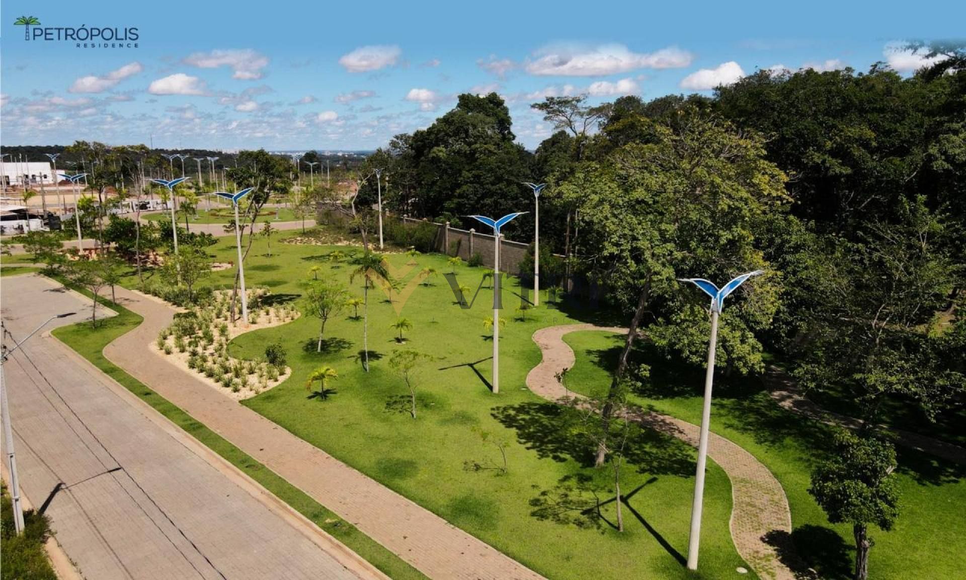 Lote / Terreno no Condomínio Petrópolis - Teresina/PI