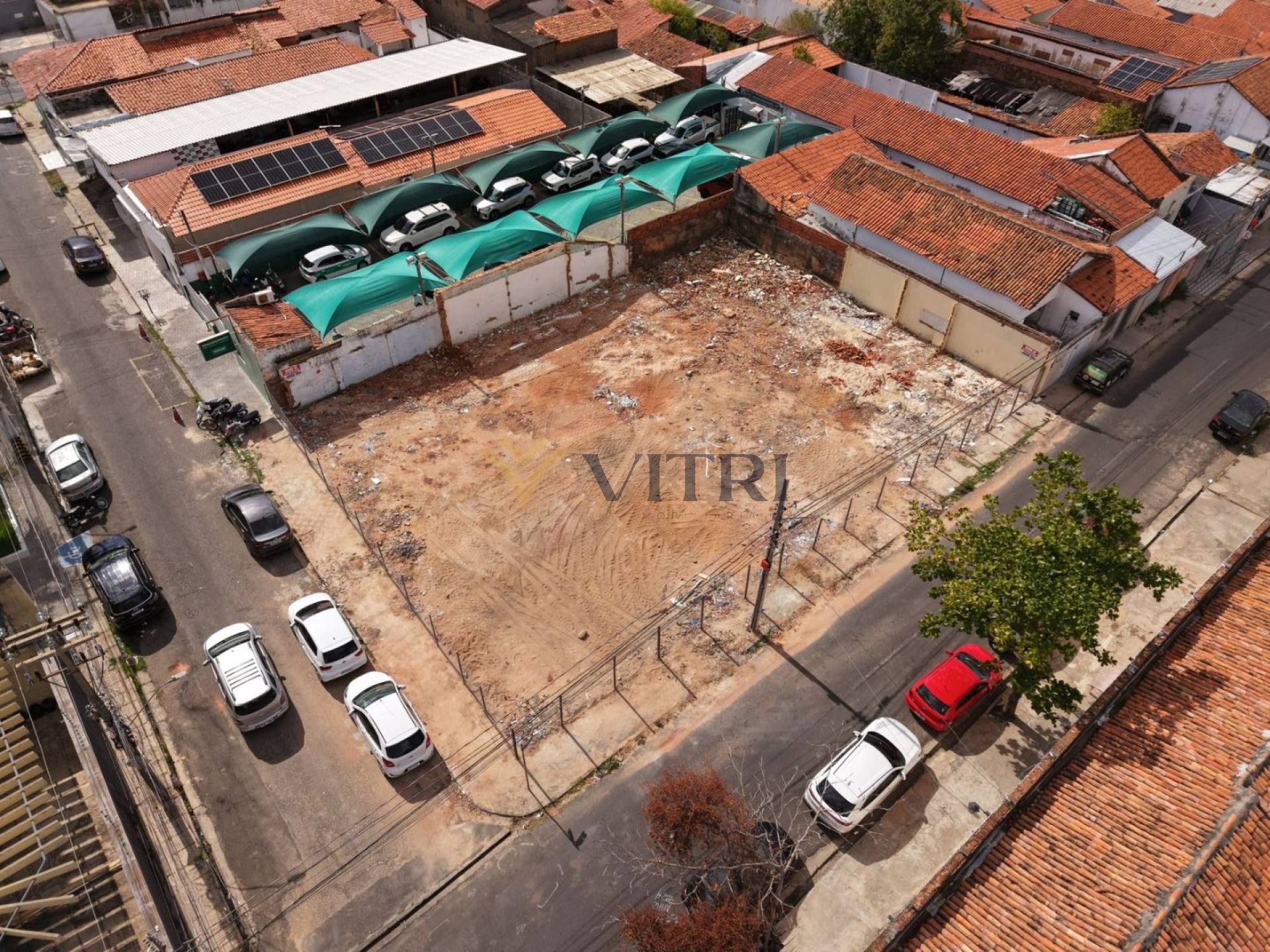 Lote / Terreno no Centro - Teresina/PI