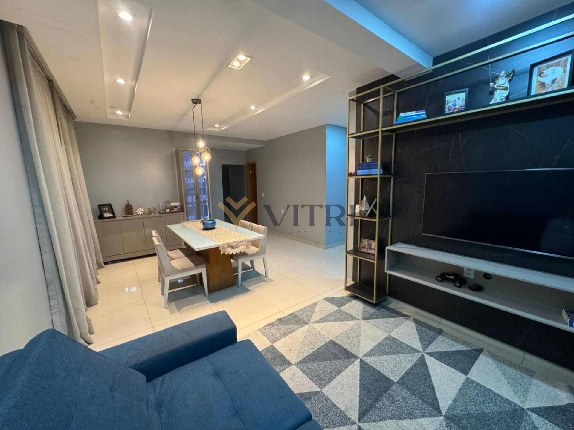 Casa com 3 quartos, sendo 3 suítes no bairro Angelim - Zona Sul