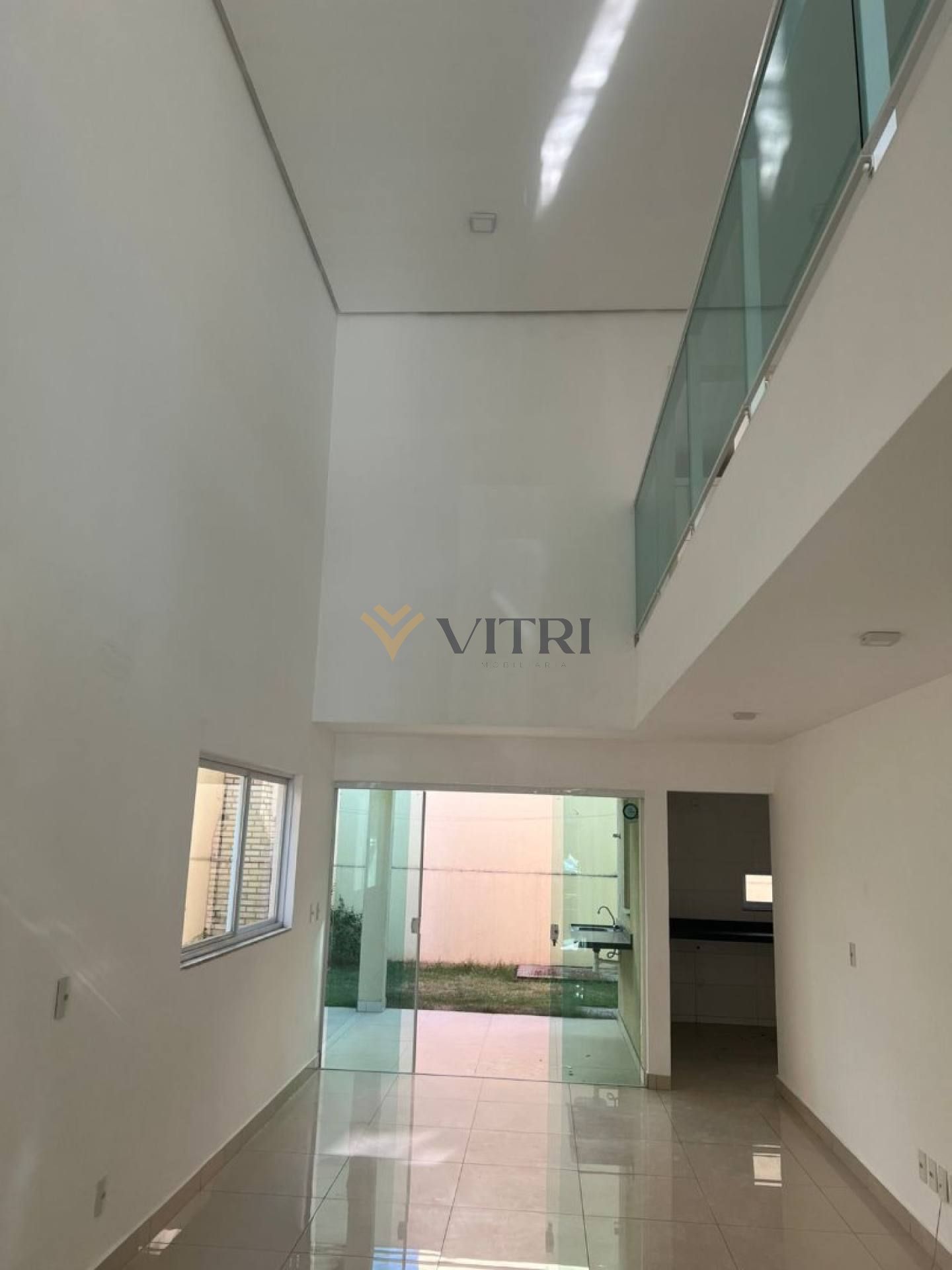 Casa Duplex com 4 Quartos, 160m² - Condomínio Montana Premiere