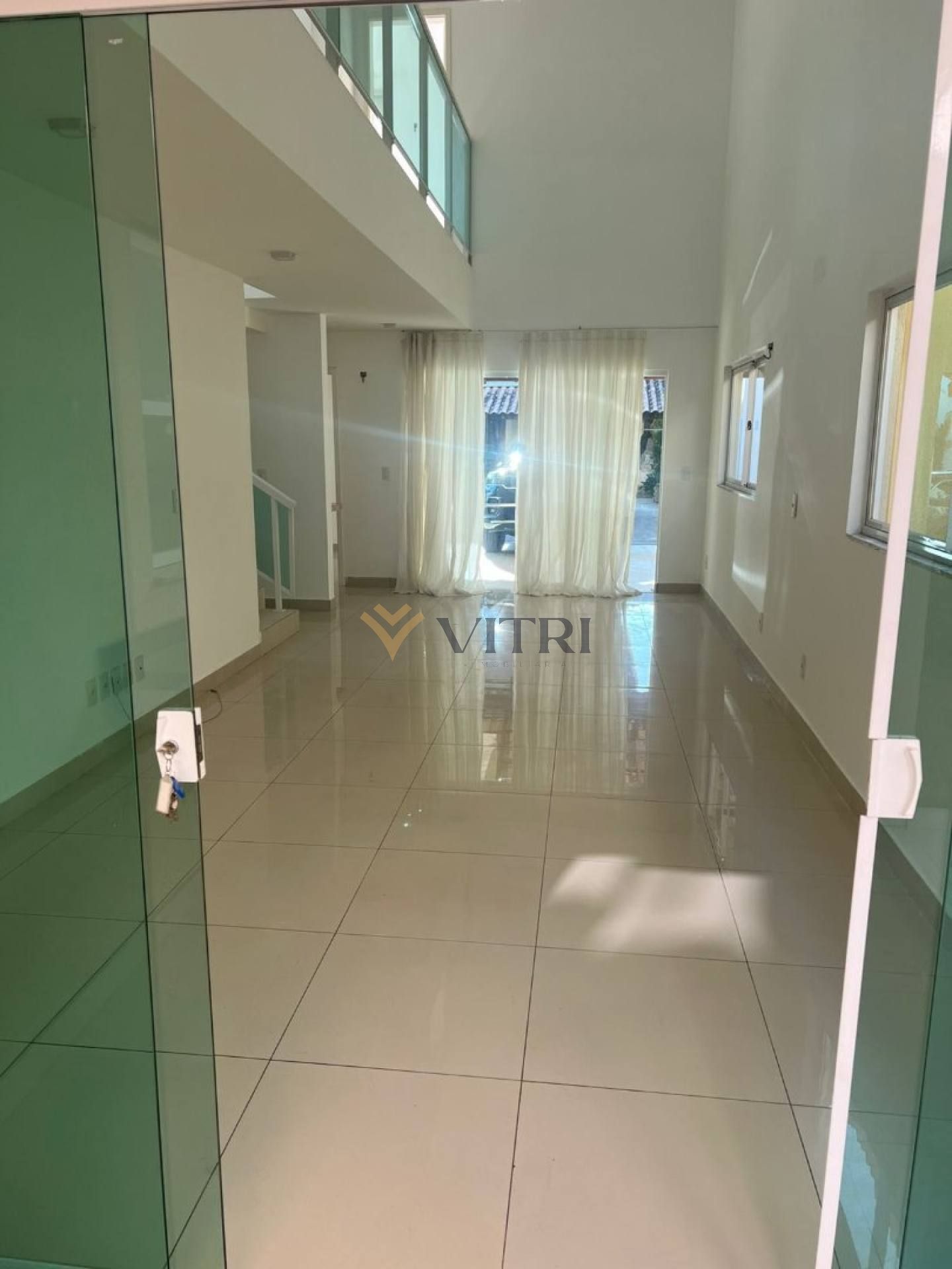 Casa Duplex com 4 Quartos, 160m² - Condomínio Montana Premiere