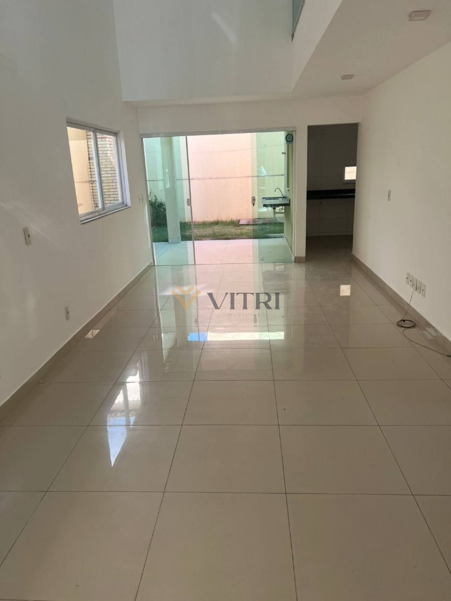 Casa Duplex com 4 Quartos, 160m² - Condomínio Montana Premiere