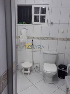 Casa em Piedade com Piscina e 6 vagas de garagem