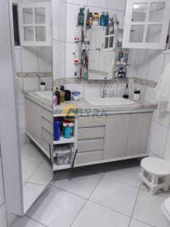 Casa em Piedade com Piscina e 6 vagas de garagem