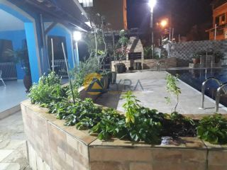 Casa em Piedade com Piscina e 6 vagas de garagem