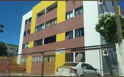 Apartamento em Candeias