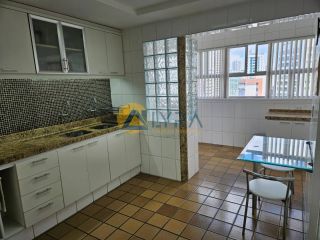 Apartamento Para Vender com 3 quartos 1 suítes no bairro Boa Viagem em Recife