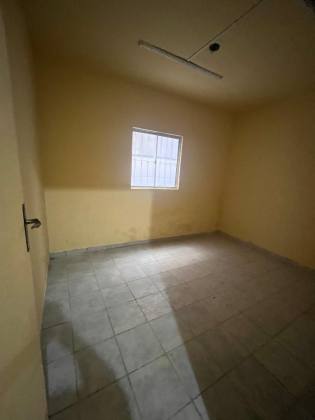 Casa térrea em Prazeres (Apenas a parte de baixo)