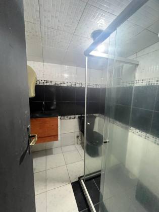 Casa térrea em Prazeres (Apenas a parte de baixo)