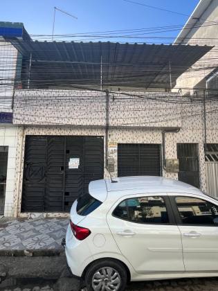 Casa térrea em Prazeres (Apenas a parte de baixo)