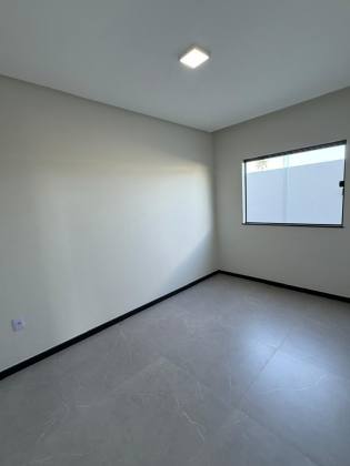 Padang Beach Residence – Casa com Área Gourmet e Churrasqueira