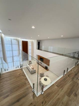 Casa de Alto Padrão com 4 Suítes e Piscina Privativa a venda no Damha