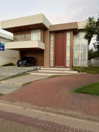 Casa de Alto Padrão com 4 Suítes e Piscina Privativa a venda no Damha