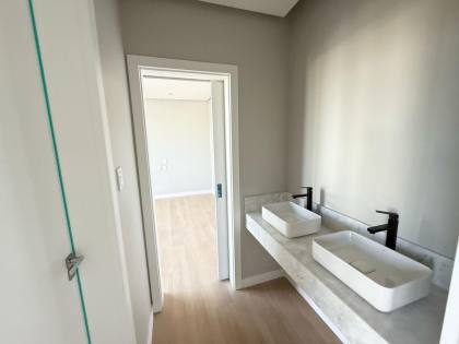 Residencial Damha Sergipe – Casa Alto Padrão com 4 Suítes e Piscina | Barra dos Coqueiros