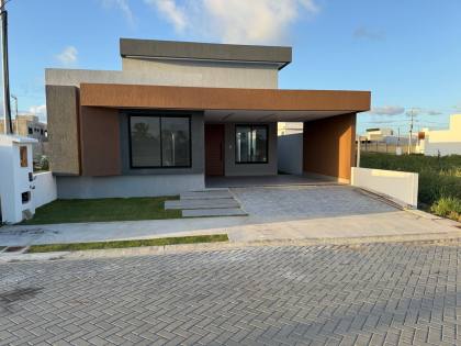 Casa Térrea no Padang Beach Residence – Condomínio Pé na Areia!