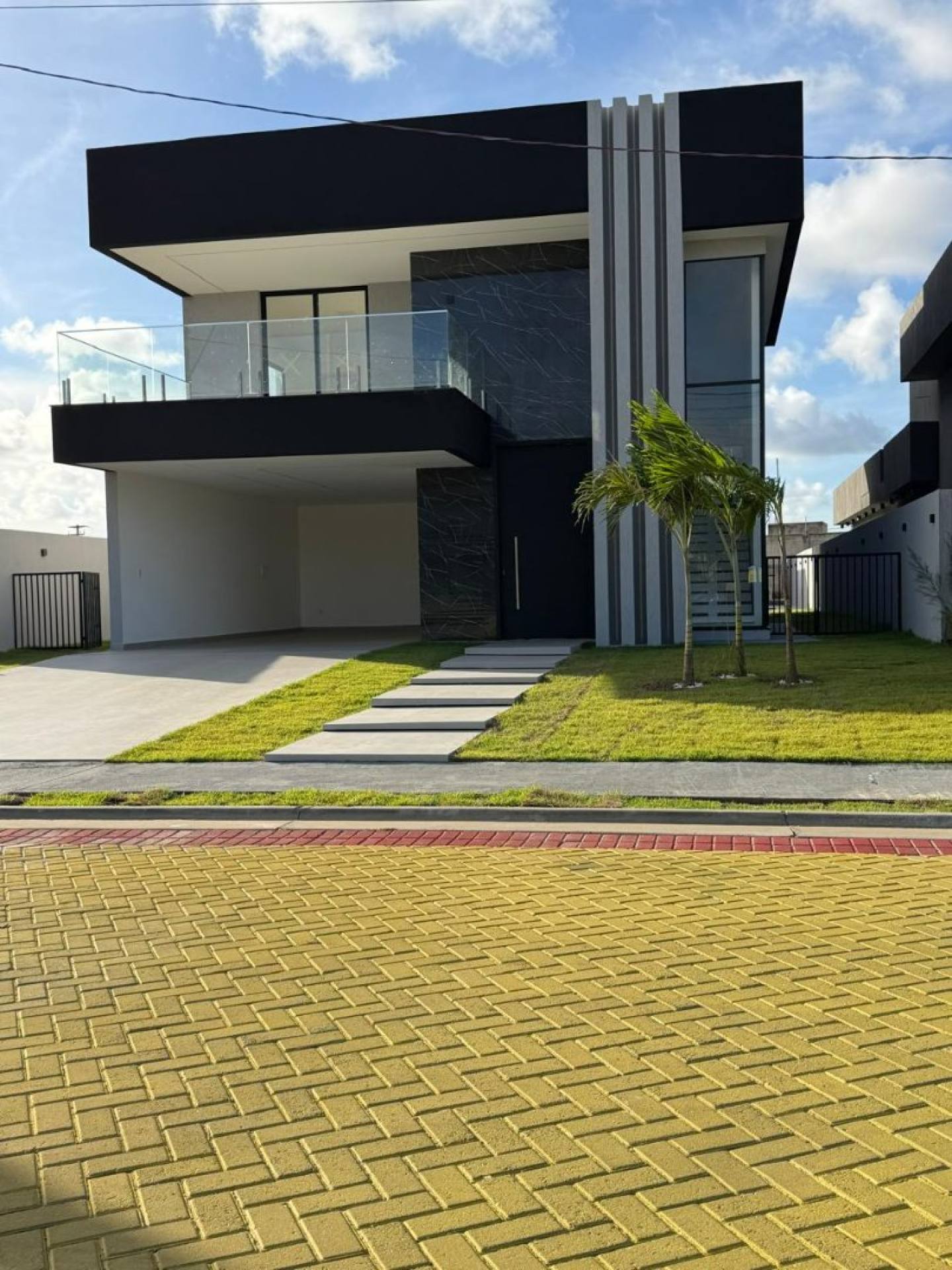 Casa à venda no Damha Beach Resort – Luxo, Conforto e Exclusividade!
