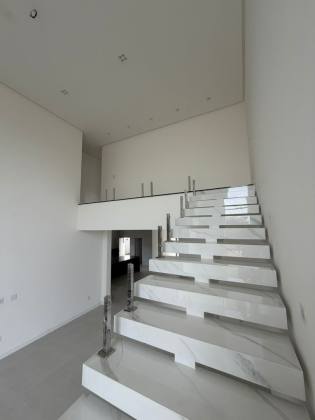 Casa à venda no Damha Beach Resort – Luxo, Conforto e Exclusividade!