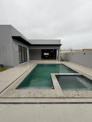 Casa à venda no Damha Beach Resort – Luxo, Conforto e Exclusividade!