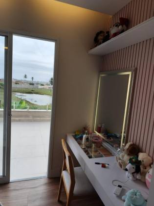 Casa de Alto Padrão no Damha Beach Resort – Fundo para o Lago