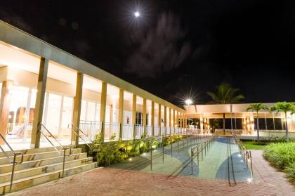 Lote no Damha - Fundo praia frente praça