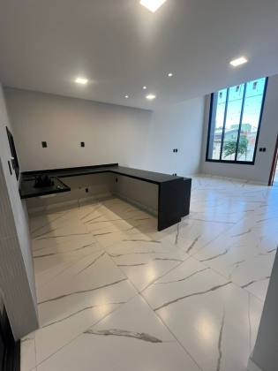 Casa no Condomínio Maluí Residence | 3/4 sendo 1 suíte | Piscina