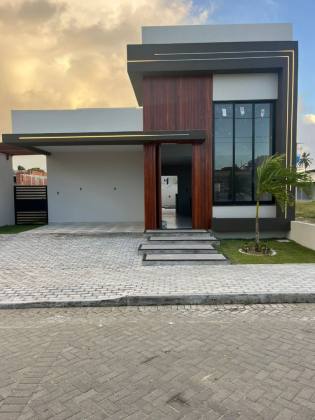 Casa no Condomínio Maluí Residence | 3/4 sendo 1 suíte | Piscina