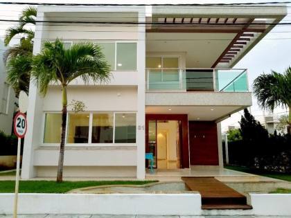 Casa de Alto Padrão no Condomínio Ravines – Aruana