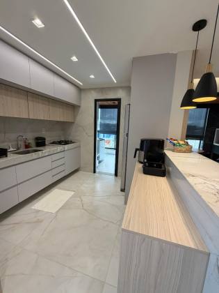 APARTAMENTO À VENDA NO MARAVISTA HOMME BEACH – PORTEIRA FECHADA