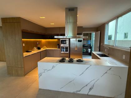 Casa de Alto Padrão no Condomínio Maria Rezende Machado - Aruana