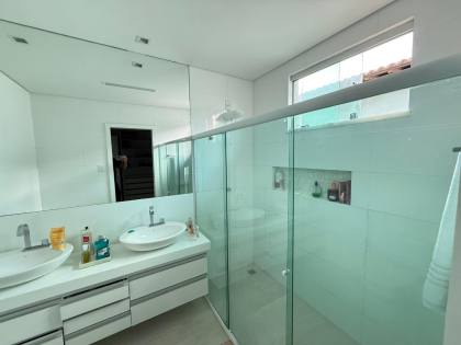 Casa de Alto Padrão no Condomínio Maria Rezende Machado - Aruana