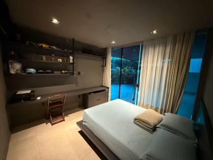 Casa de Alto Padrão no Condomínio Maria Rezende Machado - Aruana