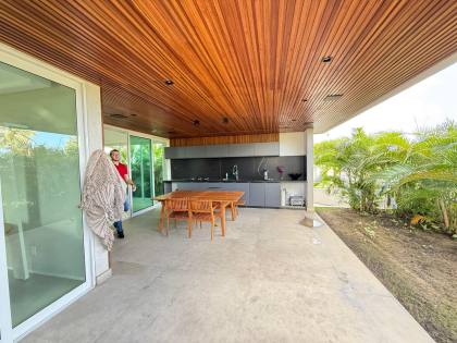 Casa de Alto Padrão no Condomínio Maria Rezende Machado - Aruana