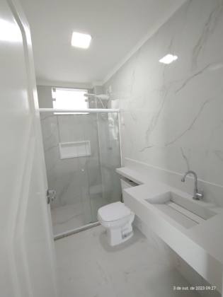 Casa à Venda no Condomínio Rota do Sol - Frente Leste | Próximo a praia