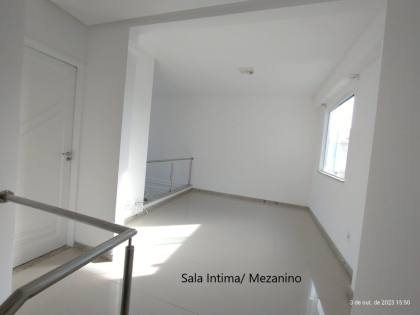 Casa à Venda no Condomínio Rota do Sol - Frente Leste | Próximo a praia