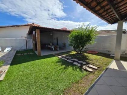 Excelente casa à venda no Condomínio Costa Marina na Aruana