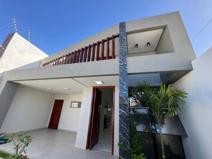 Casa à Venda no Loteamento Luar da Barra