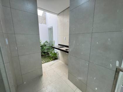 Casa à Venda no Loteamento Luar da Barra